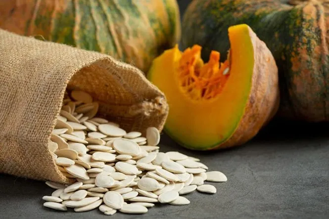 Cosplay Power Foods: Nuts & Seeds to Keep You Energized at Conventions