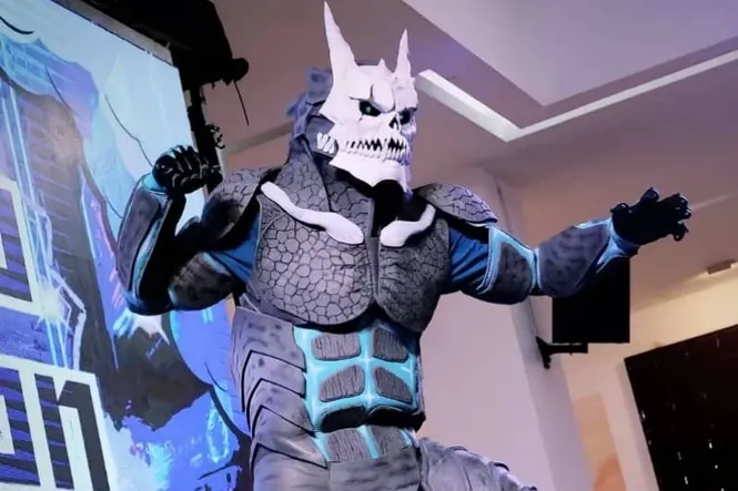 The Cardboard Cosplay Breakthrough. Transforming Trash